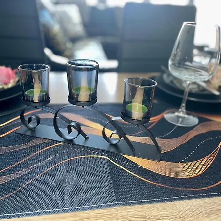 Apartment 527 *